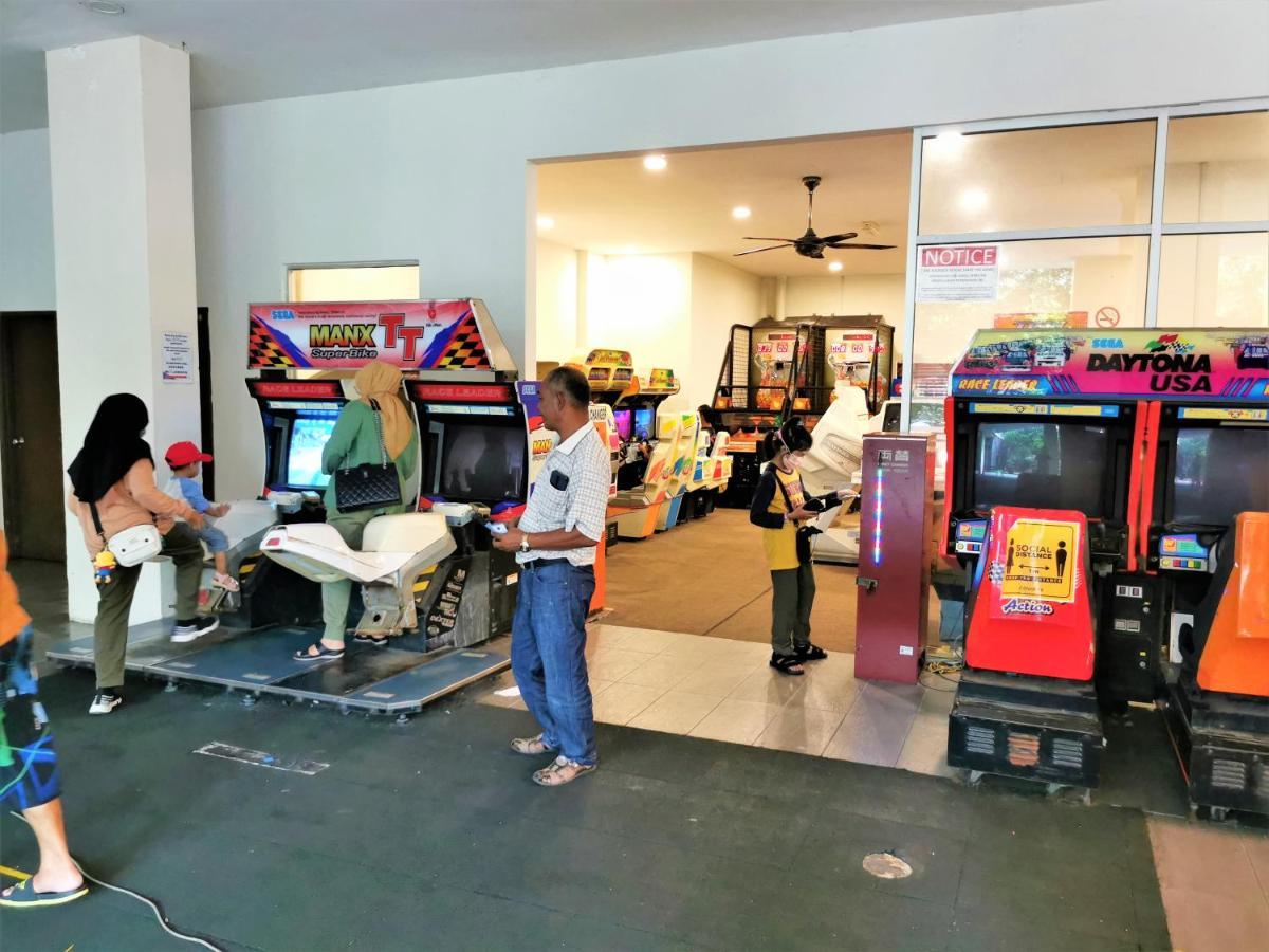 B - Lagoon Water Themepark Suite Melaka Town المظهر الخارجي الصورة