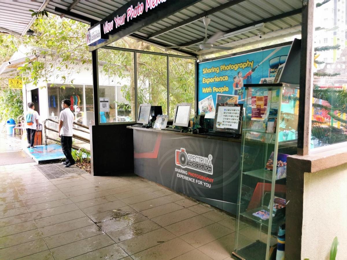 B - Lagoon Water Themepark Suite Melaka Town المظهر الخارجي الصورة
