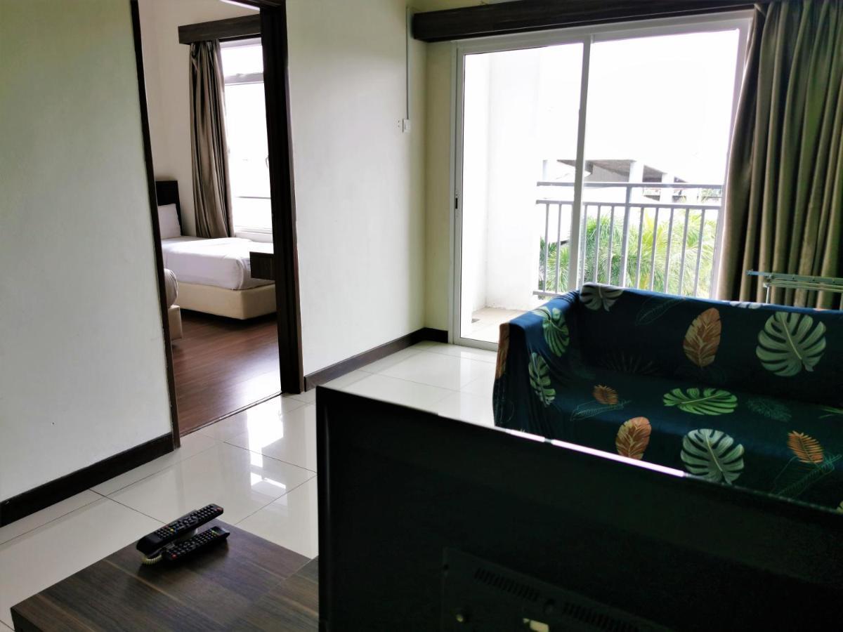 B - Lagoon Water Themepark Suite Melaka Town المظهر الخارجي الصورة