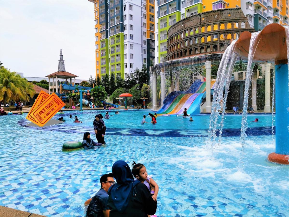 B - Lagoon Water Themepark Suite Melaka Town المظهر الخارجي الصورة